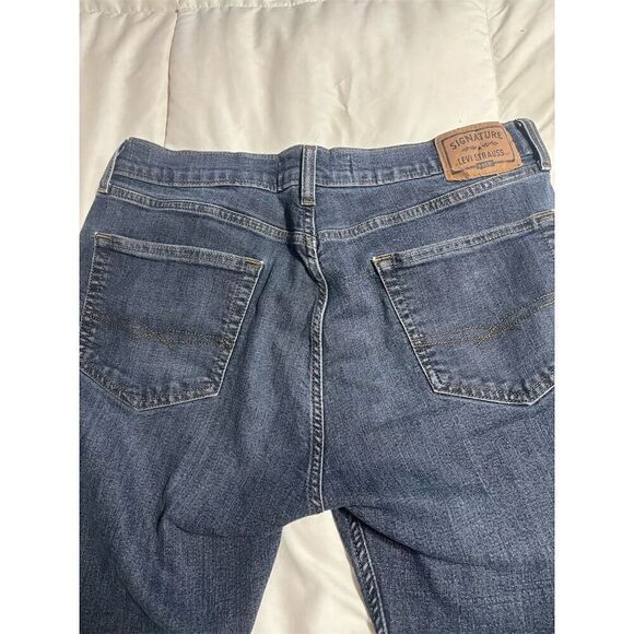 Levi's Men's Straight Jeans Standard Waist 34x32 Medium Blue Denim - Picture 2 of 9